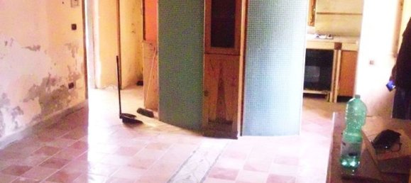 Дом с 8 комнатами в Монтекорвино Ровелла, Италия № 169072 22