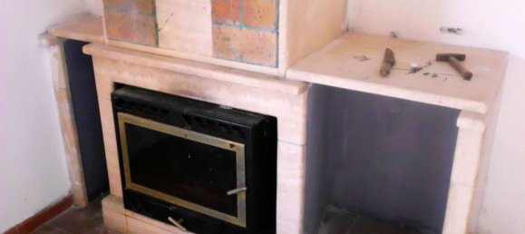 Дом с 8 комнатами в Монтекорвино Ровелла, Италия № 169072 8