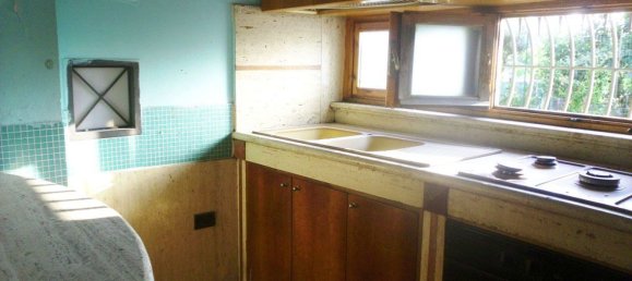 Дом с 8 комнатами в Монтекорвино Ровелла, Италия № 169072 30