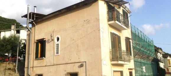 Дом с 8 комнатами в Монтекорвино Ровелла, Италия № 169072 18