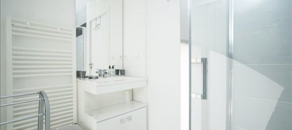 3 bedrooms Apartment in Saint-Cyr-sur-Loire, France No. 287027 5