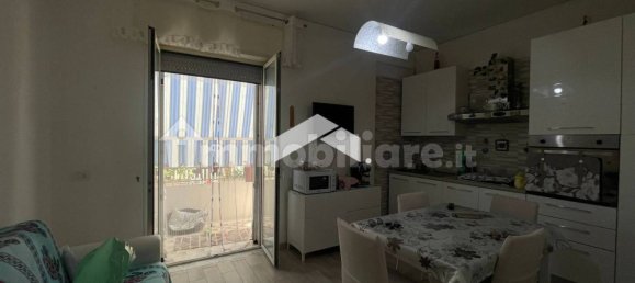2 Schlafzimmer Wohnung in Pollena Trocchia, Italy, Nr. 329494 4