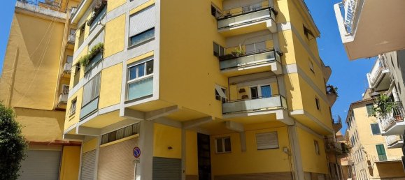 5-salle Appartement à Velletri, Italy No. 267046 32