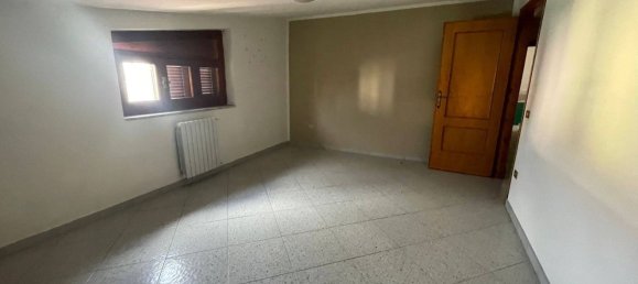 Apartamento de 3 habitaciónes en Benevento, Italy No. 121106 9
