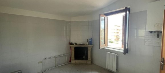 Apartamento de 3 habitaciónes en Benevento, Italy No. 121106 5