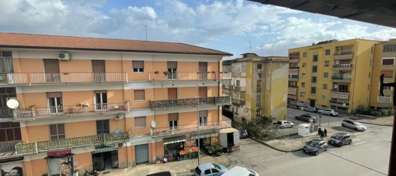 Apartamento de 3 habitaciónes en Benevento, Italy No. 121106 10
