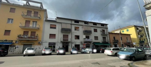 Apartamento de 3 habitaciónes en Benevento, Italy No. 121106 2