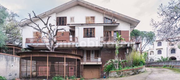 17 Schlafzimmer Villa in Gravina di Catania, Italy, Nr. 190702 50