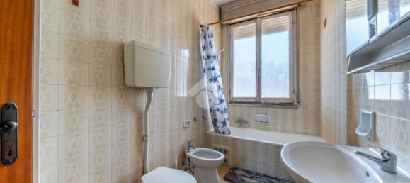 3غرفة شقة في Reggio Emilia, Italy رقم 302796 17