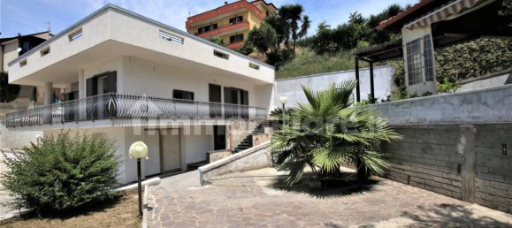 2 bedrooms Villa in Marano di Napoli, Italy No. 30359 5