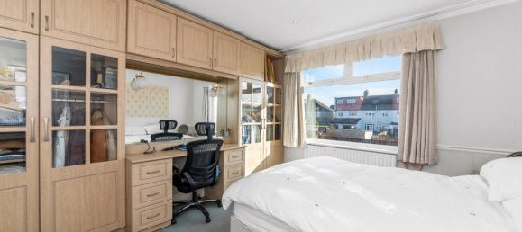 3 bedrooms House in Beckenham, United Kingdom No. 910 17