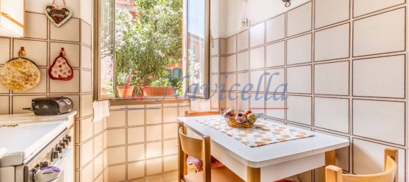2 bedrooms Apartment in Rome, Italy No. 262249 11