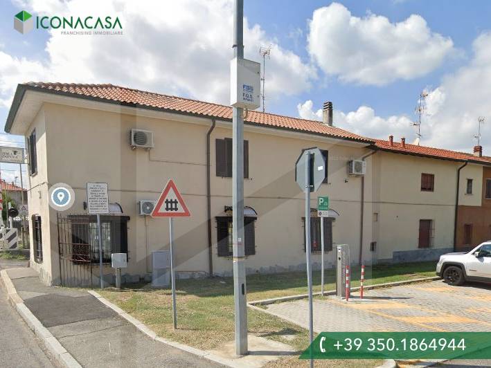 4 rooms Apartment in Parabiago, Italy No. 30524