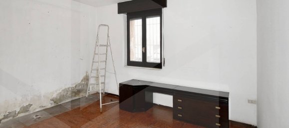 4 rooms Apartment in Parabiago, Italy No. 30524 5