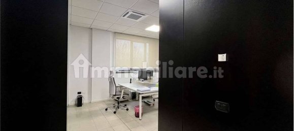 5 rooms Office in Ancona, Italy No. 211820 3