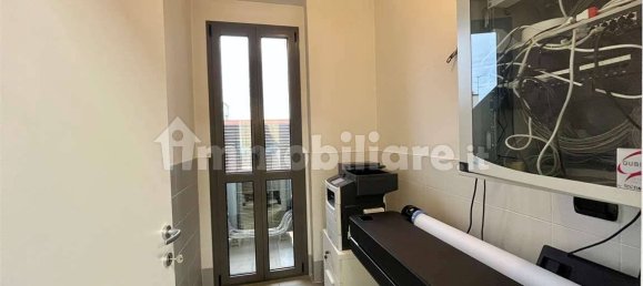 5 rooms Office in Ancona, Italy No. 211820 2