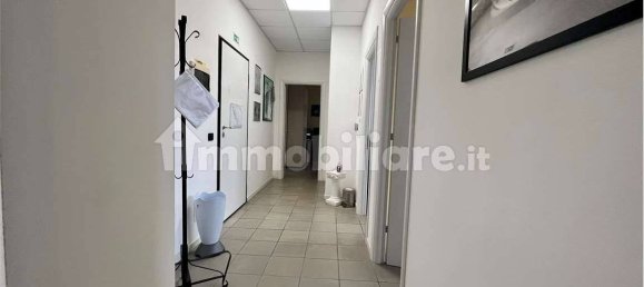 5 rooms Office in Ancona, Italy No. 211820 25