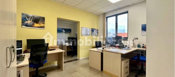 5 rooms Office in Ancona, Italy No. 211820 17