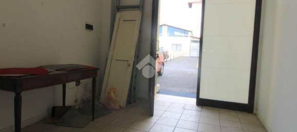 Propriété commerciale à Brescia, Italy 400m² No. 142435 15