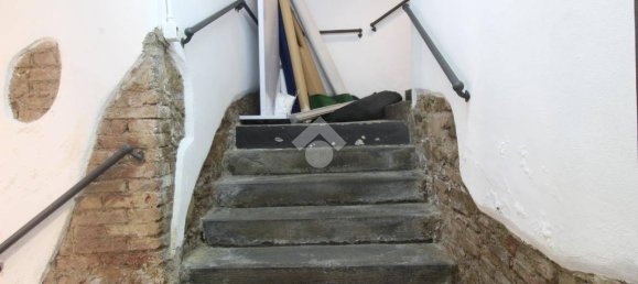 Propriété commerciale à Brescia, Italy 400m² No. 142435 16