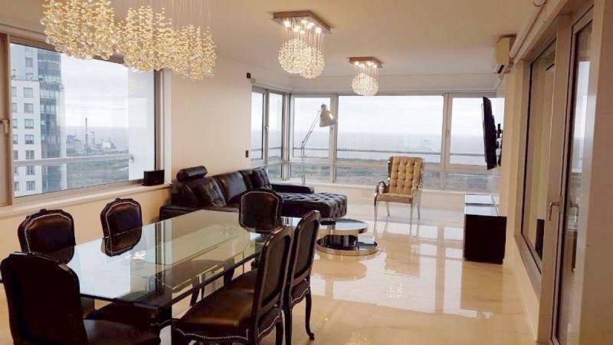 3 bedrooms Apartment in Buenos Aires, Argentina No. 88511