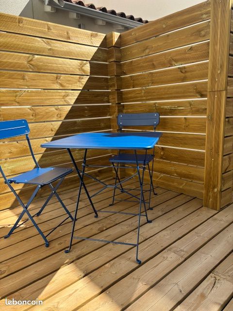 Estudio en Toulouse, France No. 336636