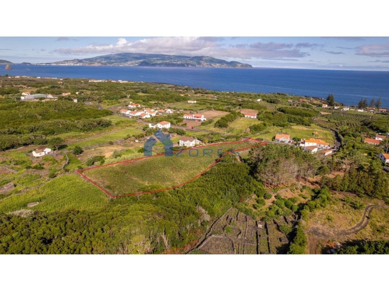  Land in Madalena, Portugal No. 224845