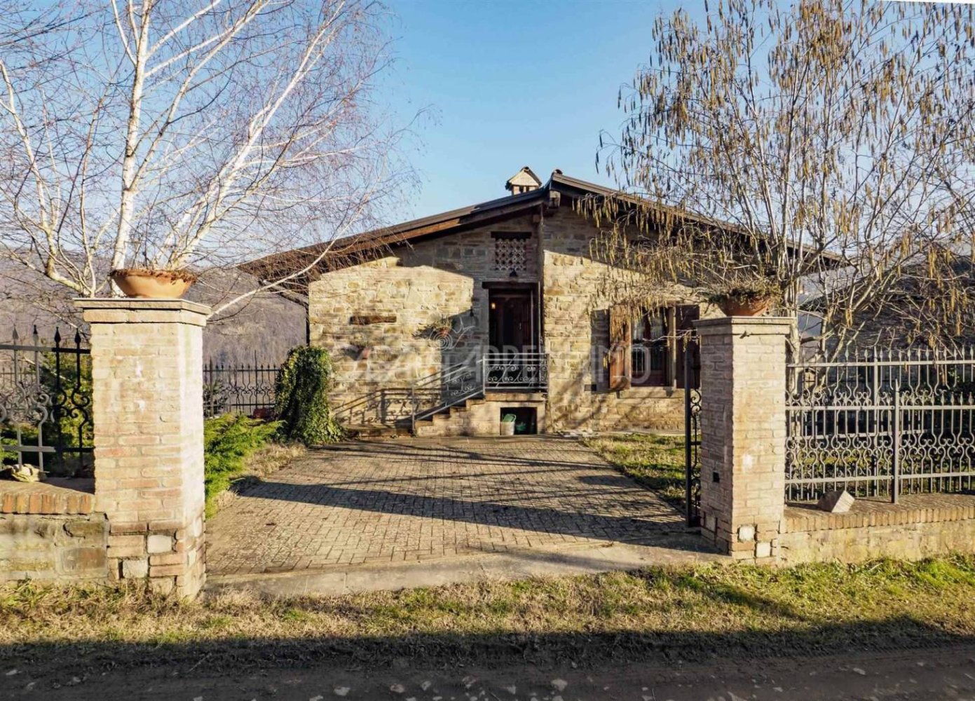 Casa T2 em Montefiorino, Italy N.º 220360