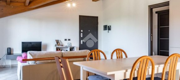 3-salle Appartement à Annone di Brianza, Italy No. 292006 14