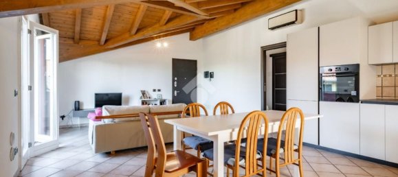 3-salle Appartement à Annone di Brianza, Italy No. 292006 18