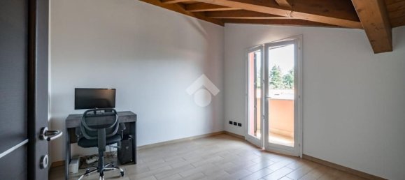 3-salle Appartement à Annone di Brianza, Italy No. 292006 27