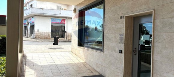 30m² Commercial property in Triggiano, Italy No. 311674 6