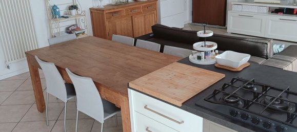 4 bedrooms Duplex in Resana, Italy No. 338554 3