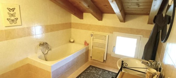 4 bedrooms Duplex in Resana, Italy No. 338554 12