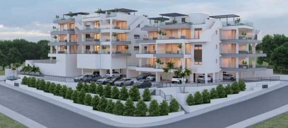 2 bedrooms Apartment in Limassol, Cyprus No. 28434 3