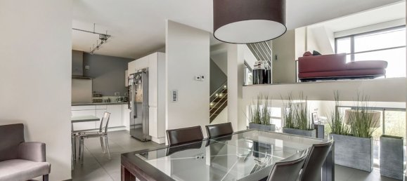 4 bedrooms House in Chatou, France No. 184180 7