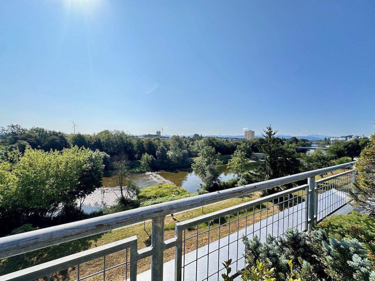 4غرفة شقة في St. Polten, Austria رقم 202599