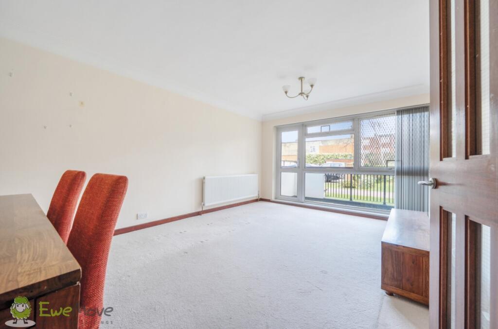 2 bedrooms Apartment in London, United Kingdom No. 13478