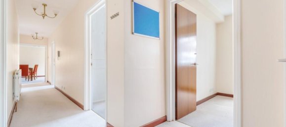 2 bedrooms Apartment in London, United Kingdom No. 13478 6