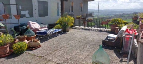 5-Zimmer Wohnung in Marsciano, Italy, Nr. 42217 3