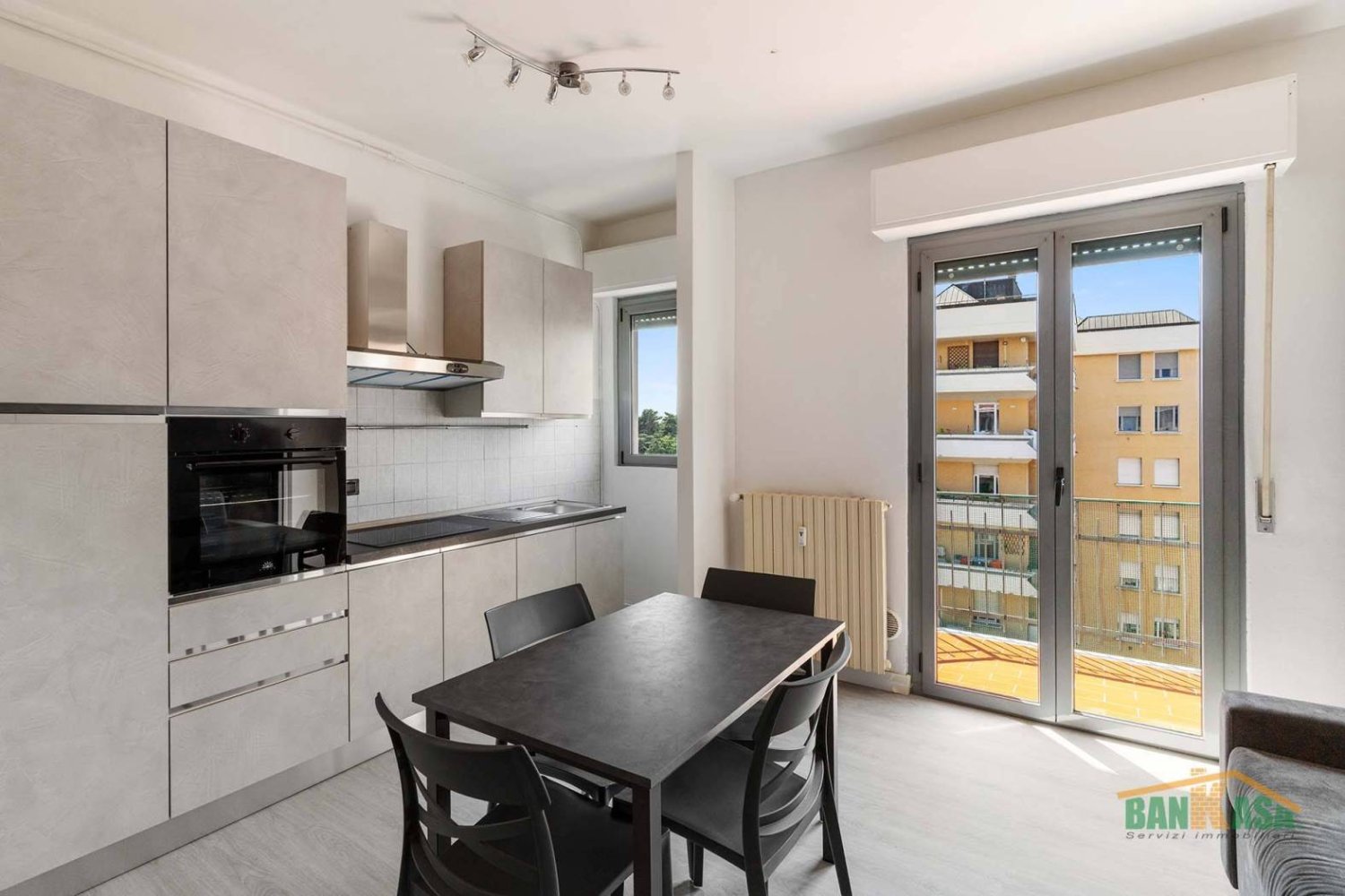 1 chambre Appartement à Milan, Italy No. 307764