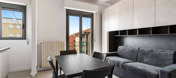 1 chambre Appartement à Milan, Italy No. 307764 3