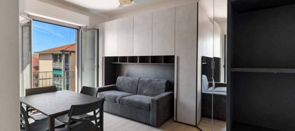 1 chambre Appartement à Milan, Italy No. 307764 7