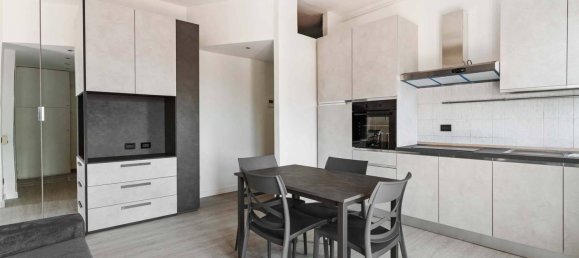 1 chambre Appartement à Milan, Italy No. 307764 6