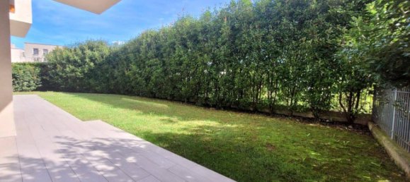 2 bedrooms Apartment in Seriate, Italy No. 334668 16