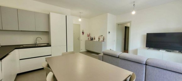 2 bedrooms Apartment in Seriate, Italy No. 334668 6