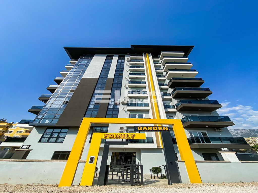 3 bedrooms Property in Mahmutlar, Turkey No. 7007