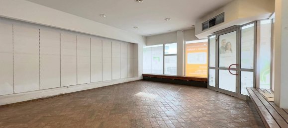 75m² Commercial property in Klagenfurt am Worthersee, Austria No. 95299 2