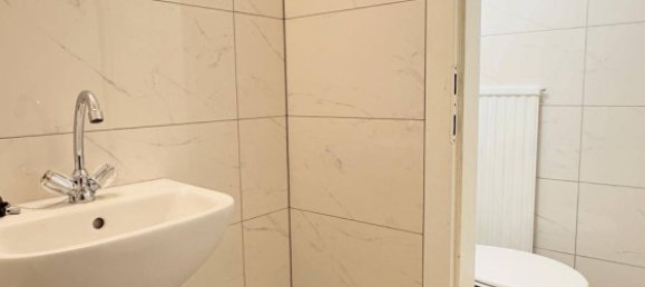 75m² Commercial property in Klagenfurt am Worthersee, Austria No. 95299 5