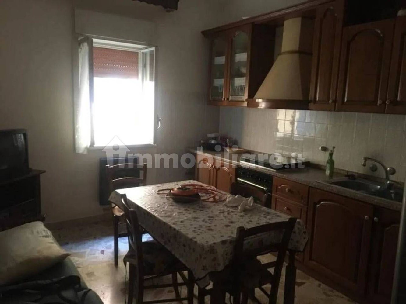 Квартира с 5 спальнями в Наро, Италия № 136114